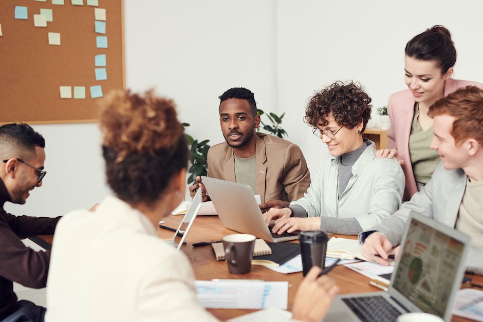 What Are the Different Types of HOA Meetings in Memphis, TN?